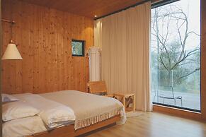 Chunqiu Banshan Leisure Resort