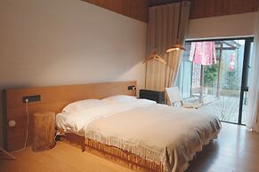 Chunqiu Banshan Leisure Resort