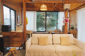 Chunqiu Banshan Leisure Resort