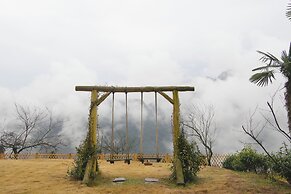 Chunqiu Banshan Leisure Resort