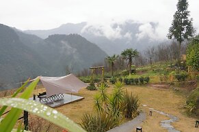 Chunqiu Banshan Leisure Resort