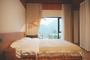 Chunqiu Banshan Leisure Resort