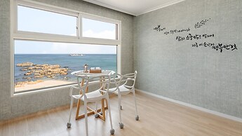 Goseong Napoli House Pension