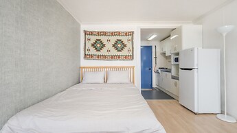 Goseong Napoli House Pension