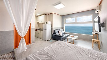 Goseong Napoli House Pension