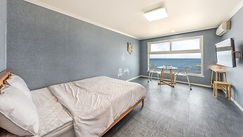 Goseong Napoli House Pension