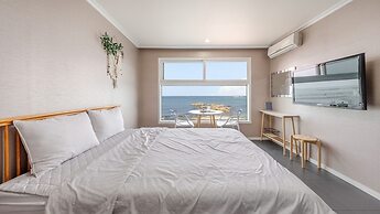 Goseong Napoli House Pension