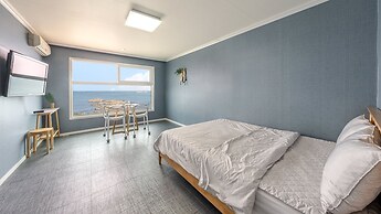 Goseong Napoli House Pension