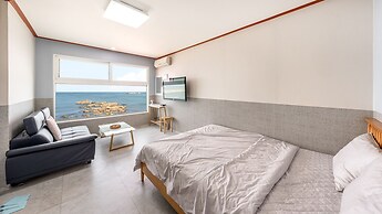 Goseong Napoli House Pension