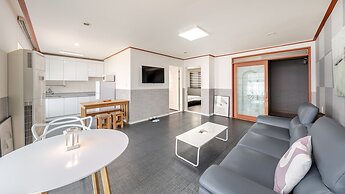 Goseong Napoli House Pension