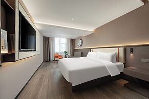 WorldHotel Quancheng Sqr Kuanholi Branch