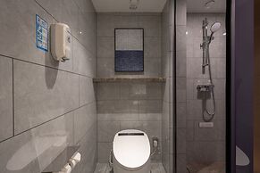 WorldHotel Quancheng Sqr Kuanholi Branch