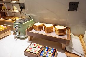 WorldHotel Quancheng Sqr Kuanholi Branch