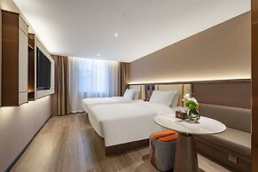 WorldHotel Quancheng Sqr Kuanholi Branch