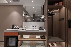 WorldHotel Quancheng Sqr Kuanholi Branch