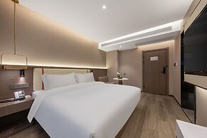 WorldHotel Quancheng Sqr Kuanholi Branch