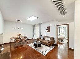 Tyms 2BR with Kitchen 5min to Metro