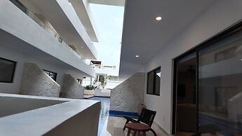 Town Center Zama Condo Hotel by Marea