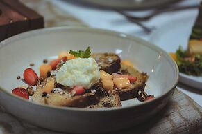 Harsa Sanctuary by Pramana Villas