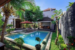 Sekarinis Place Amed