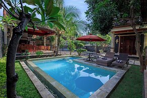 Sekarinis Place Amed