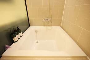 Mini hotel may nampo