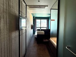 Mini hotel may nampo