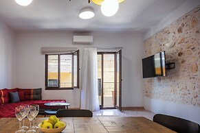 stylish apt up to 4 in Rethymno