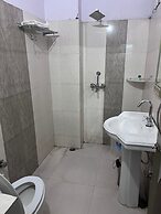 Hotel Drona Palace