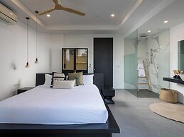 Golden Lotus - Villa Vie by Elite Havens