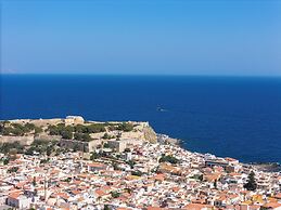 seafront cozy suite for 2 in Rethymno
