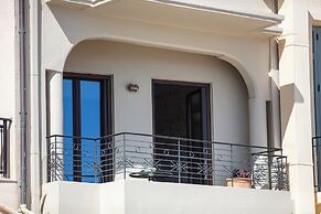 seafront cozy suite for 2 in Rethymno