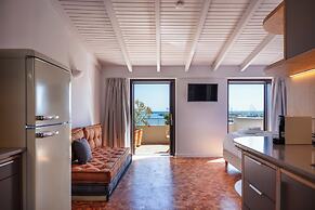 seafront cozy suite for 2 in Rethymno