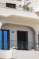 seafront cozy suite for 2 in Rethymno