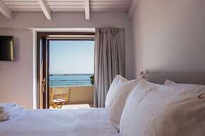 seafront cozy suite for 2 in Rethymno