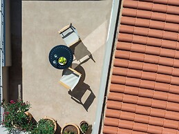 seafront cozy suite for 2 in Rethymno