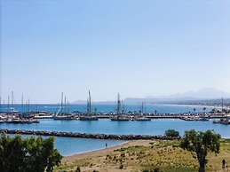 seafront cozy suite for 2 in Rethymno