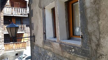 Historic Apartment in the old Village of Naters