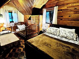 Room-attic Room 3B Transient Baguio Wifi