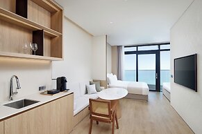 Shillamonogram Gangneung Residence