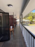 Agnes palms motel