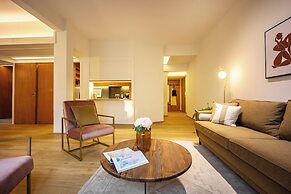 Touching Acropolis Elegant Apartment