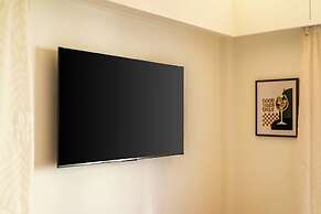 Touching Acropolis Elegant Apartment