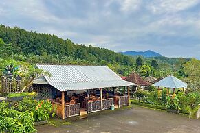 Munduk Luwih Ecolodge Bedugul by AGATA