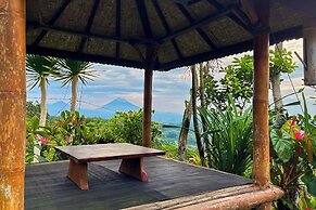 Munduk Luwih Ecolodge Bedugul by AGATA