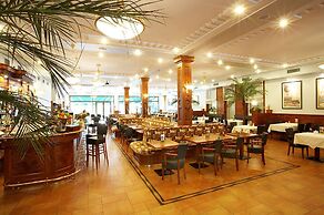 Hotel Avion