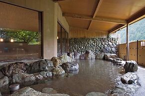 Matsusaka Wanwan Paradise Mori No Hotel