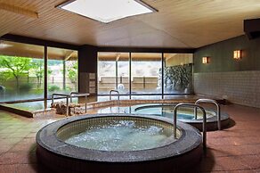 Matsusaka Wanwan Paradise Mori No Hotel