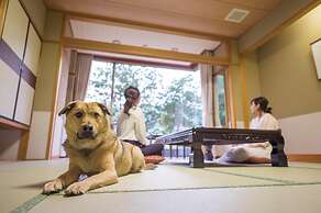 Matsusaka Wanwan Paradise Mori No Hotel