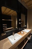 The Postcard in The Himalayan Willows